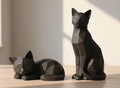 Low-Poly Cat (sleeping) in Black - modern Japandi/Scandi decorative figurine (3D printed)