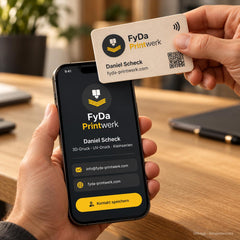 Digitale Visitenkarte NFC mit QR-Code für Smartphone